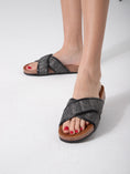 Load image into Gallery viewer, Woven Crisscross Strap Slides - black

