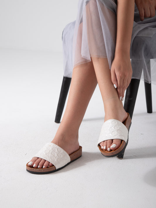 Urban Gloss Slide - white