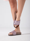 Load image into Gallery viewer, Urban Safari Glow - purple
