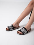 Load image into Gallery viewer, Glam Rebel Step - black
