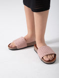 Load image into Gallery viewer, Tropic Walk Texture - pink
