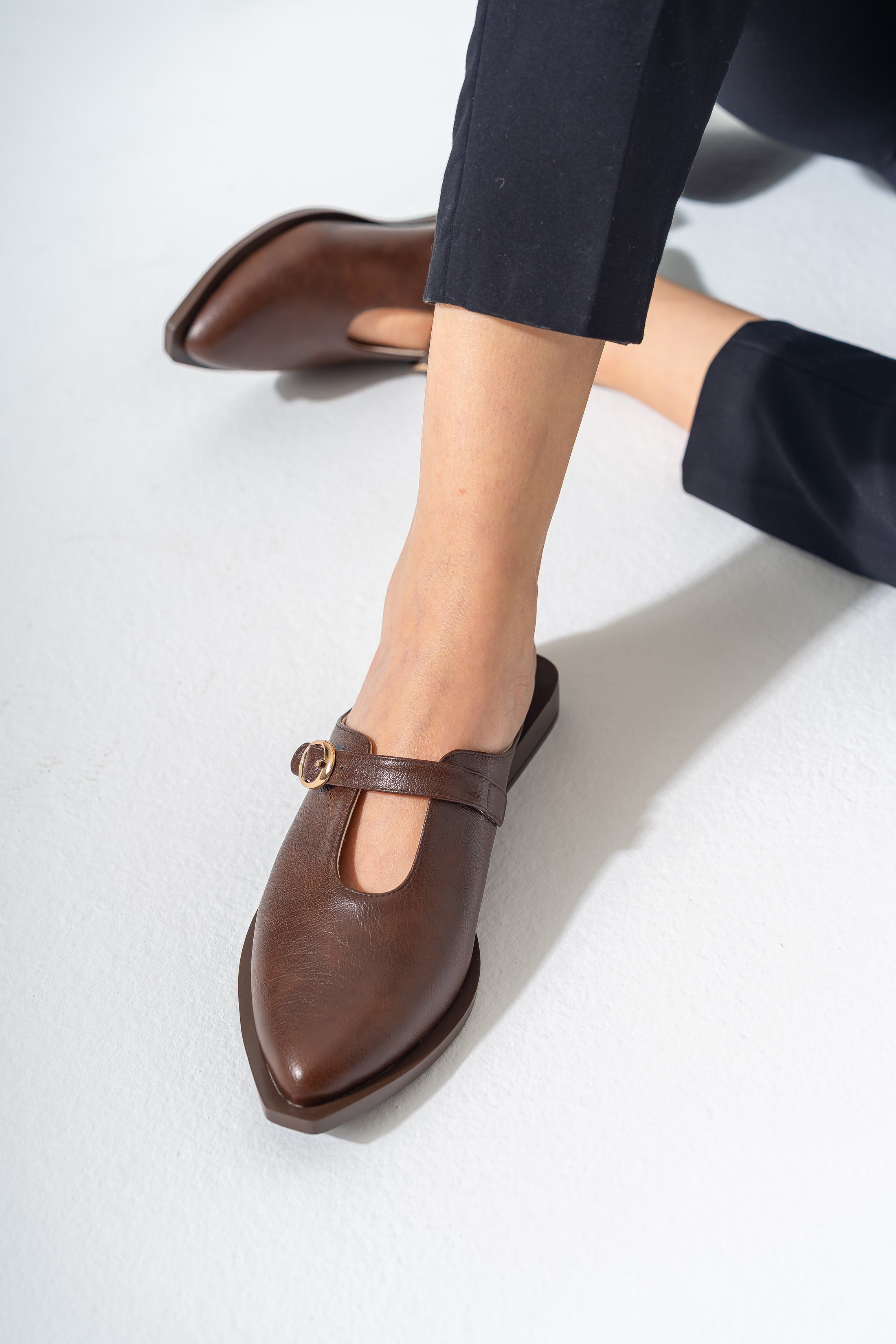 The Minimalist Buckle Mules-BROWN