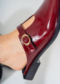 Load image into Gallery viewer, Patent T-Strap Pointed Mules-MAROON
