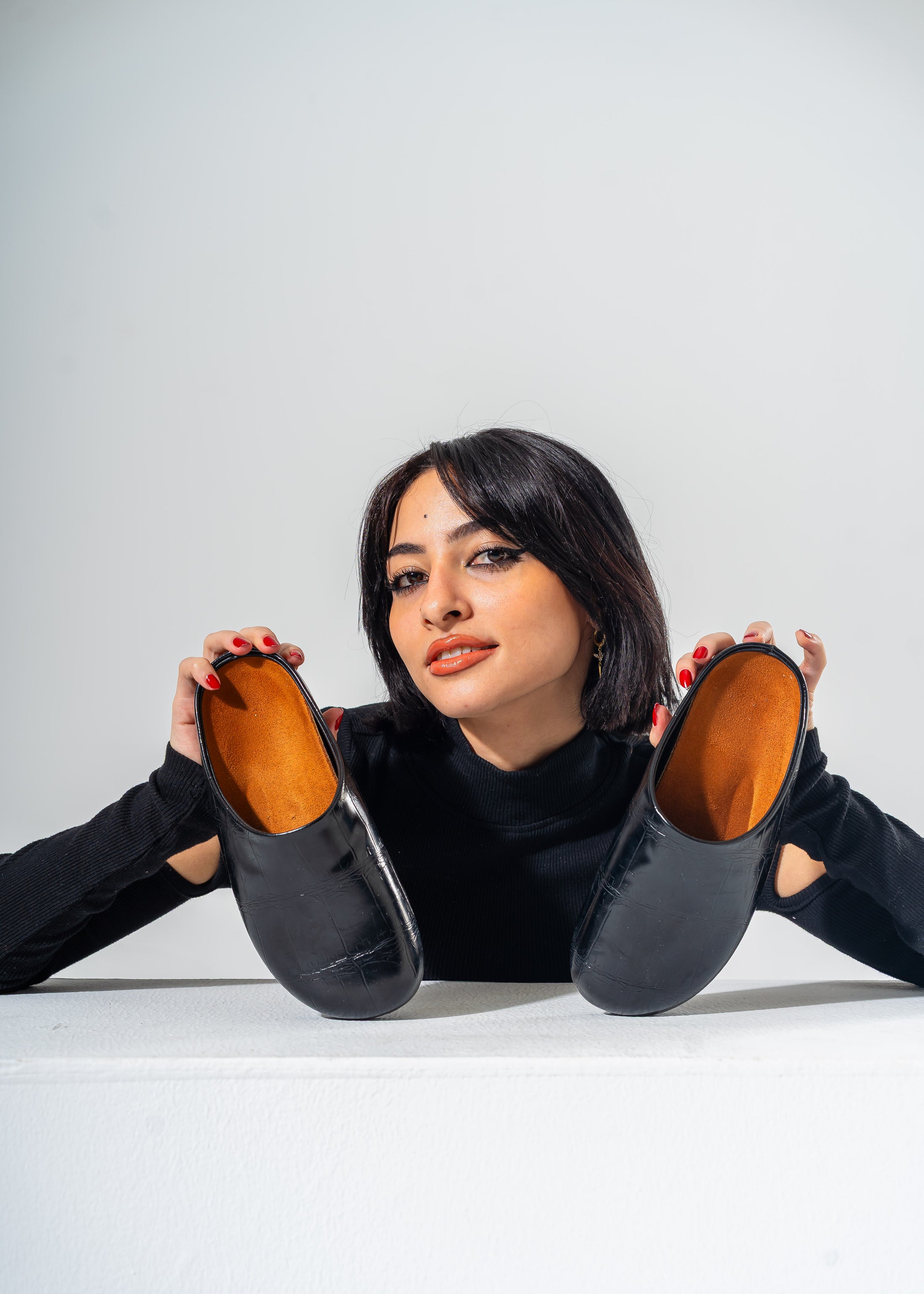 Embossed Croc-Effect Comfort Clogs-BLACK