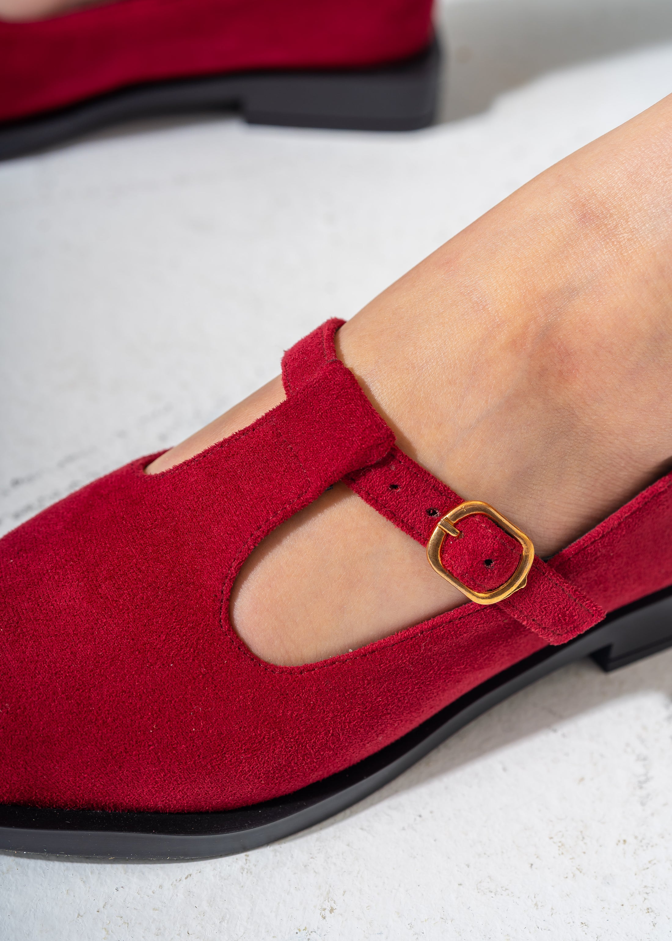 The Essential T-Bar Flats-RED