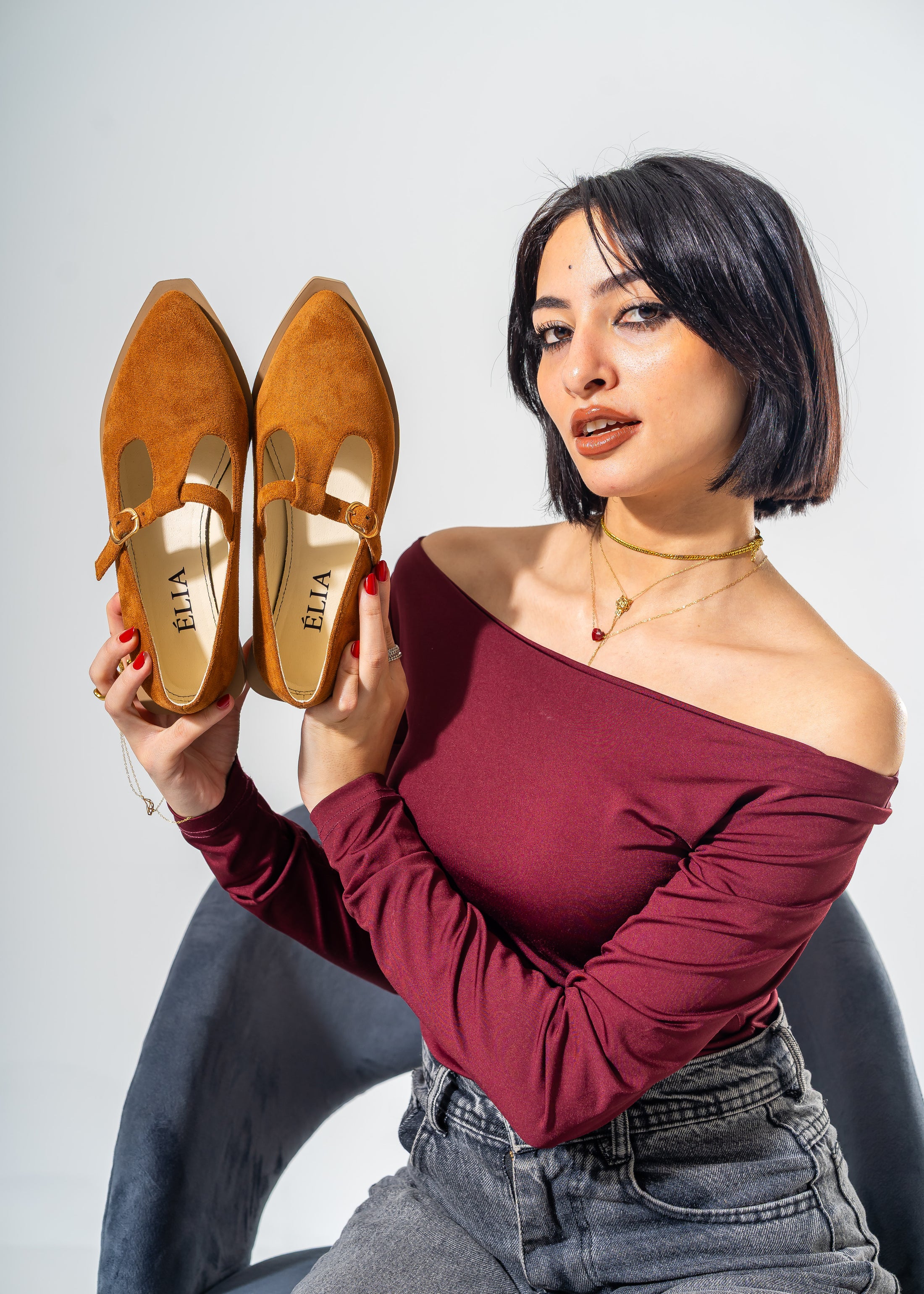 The Essential T-Bar Flats-CAMEL