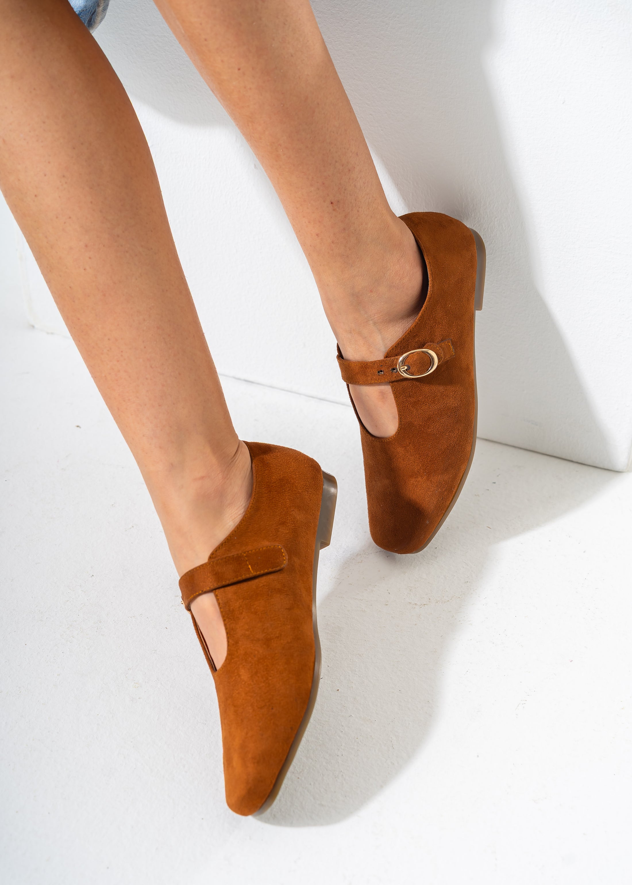 Chic Faux-Suede Flat-CAMEL