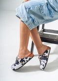 Load image into Gallery viewer, Cow-Print Fuzzy Clog Mules-WHITE
