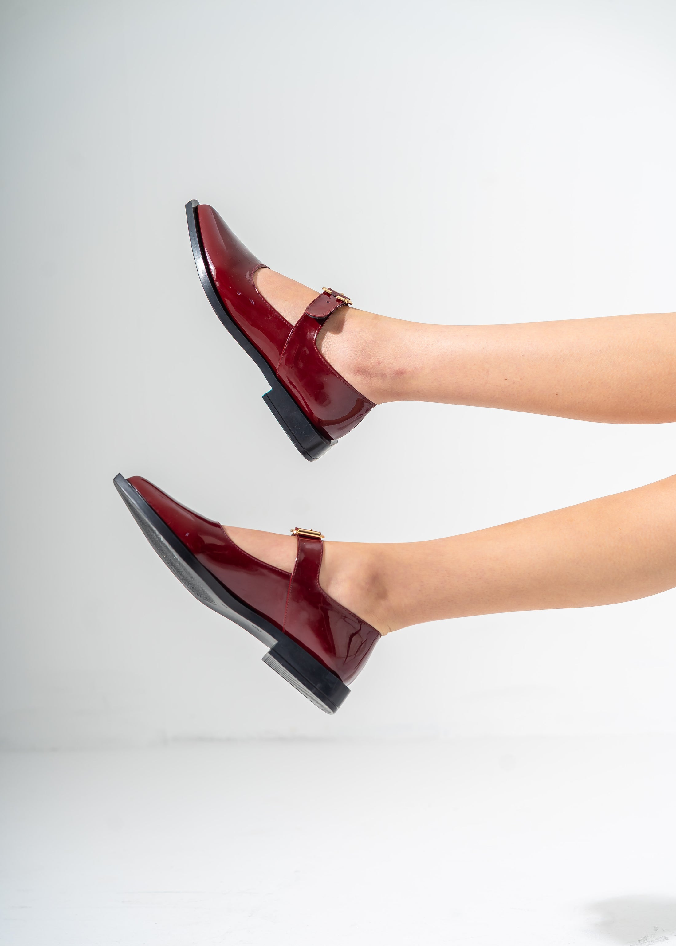 The Edge Point Mary Janes-MAROON