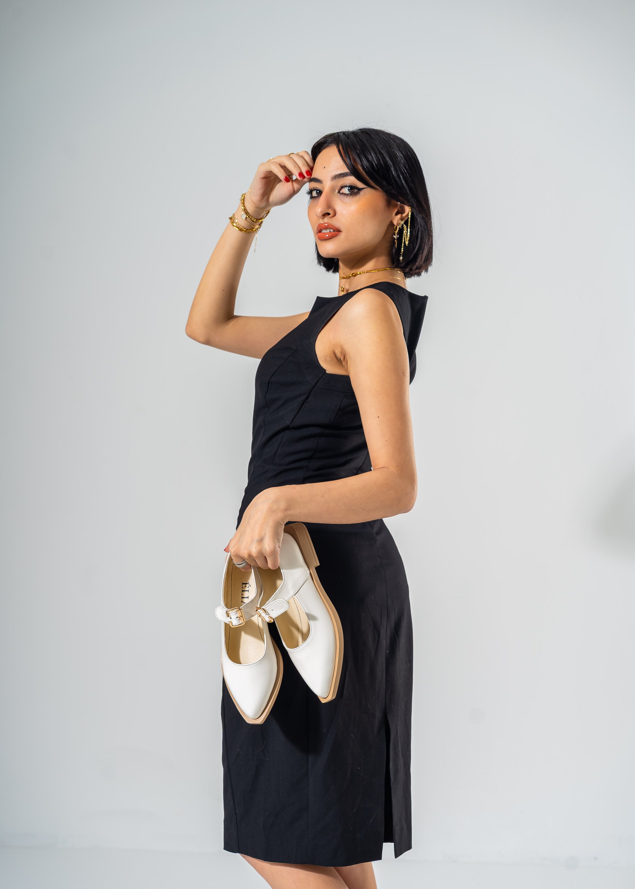 The Edge Point Mary Janes-OFF WHITE