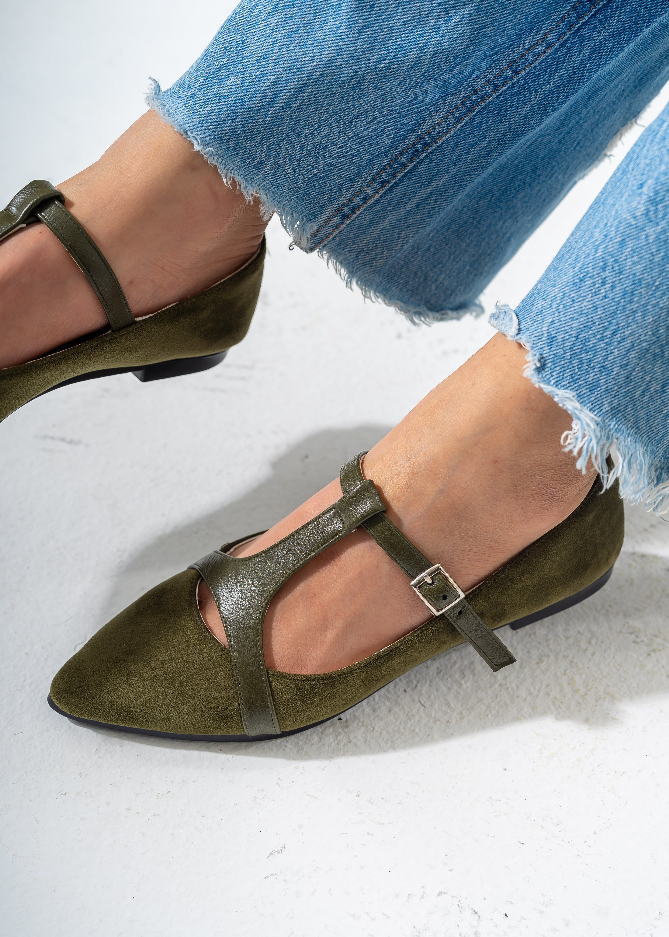 Elegant Buckled T-Strap Flats-OLIVE