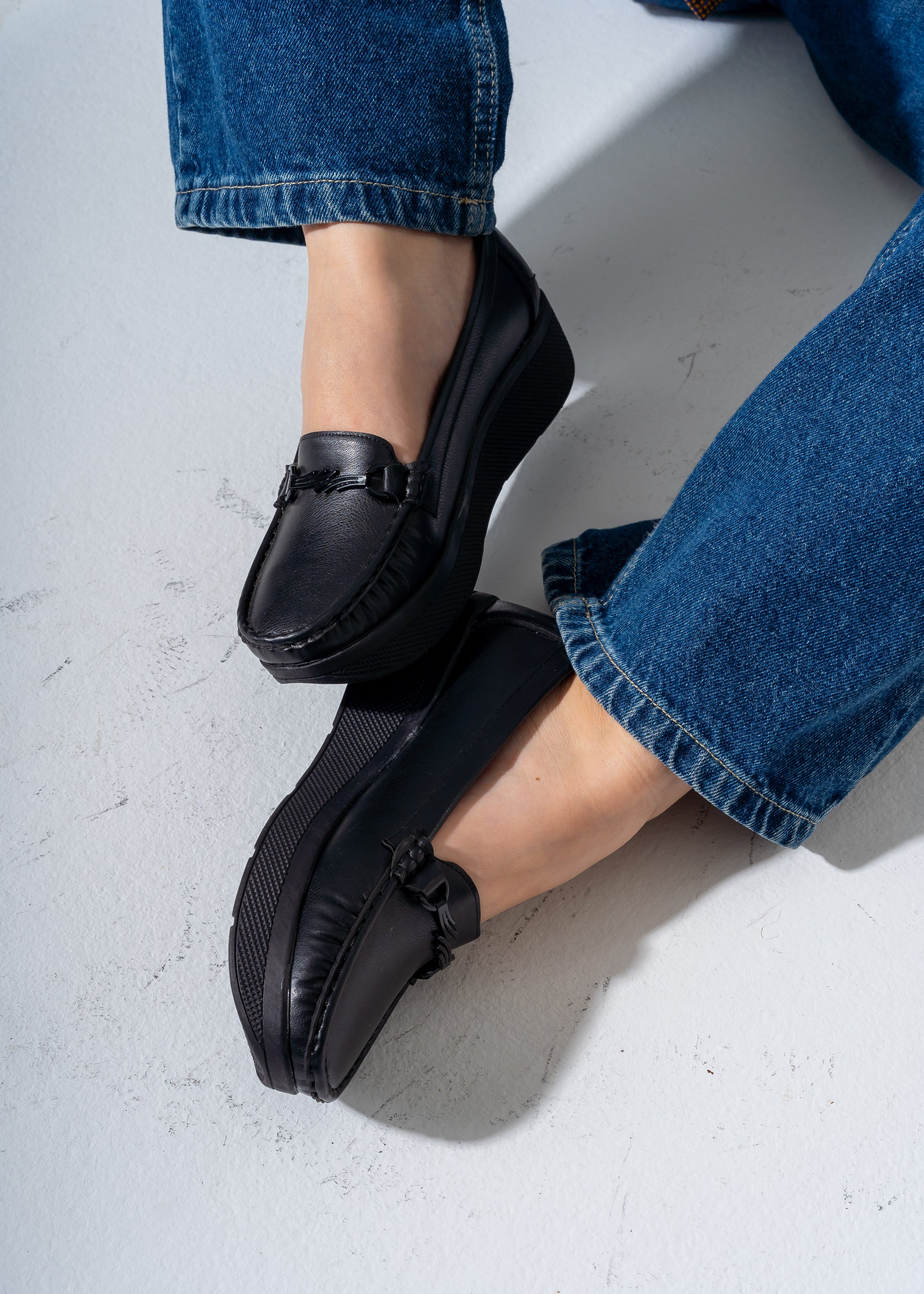 Chunky Sole Penny Flat -black