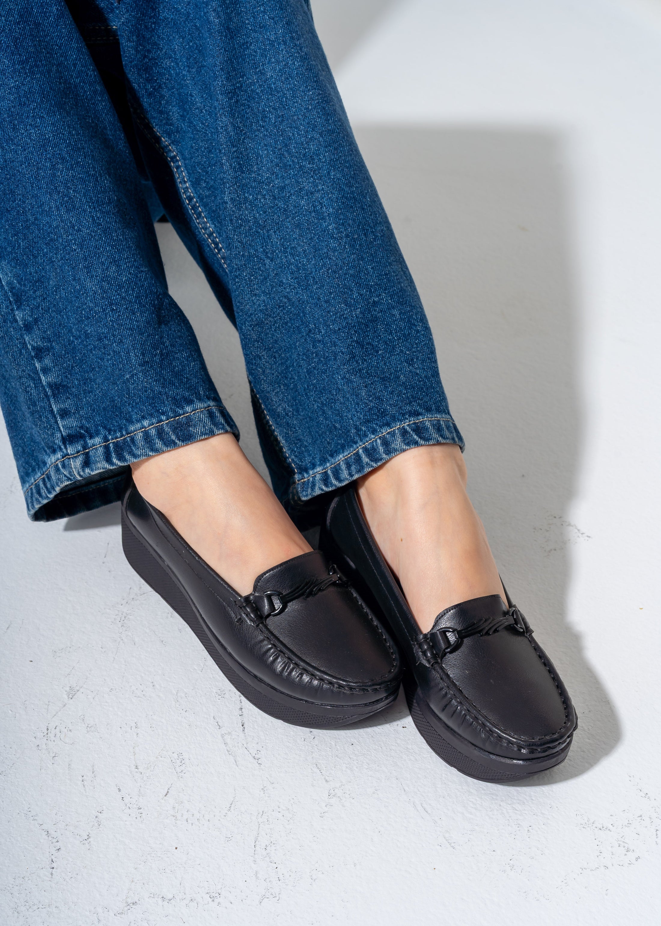 Chunky Sole Penny Flat -black