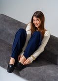 Load image into Gallery viewer, Elevated Comfort Flats -black
