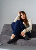 Load image into Gallery viewer, Elevated Comfort Flats -black
