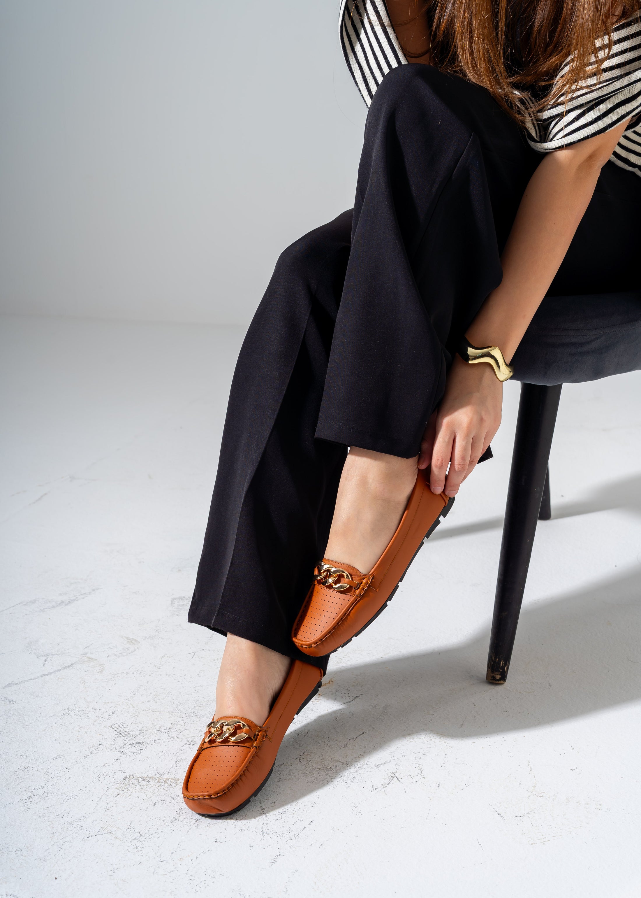 Metal Chain Flats -camel
