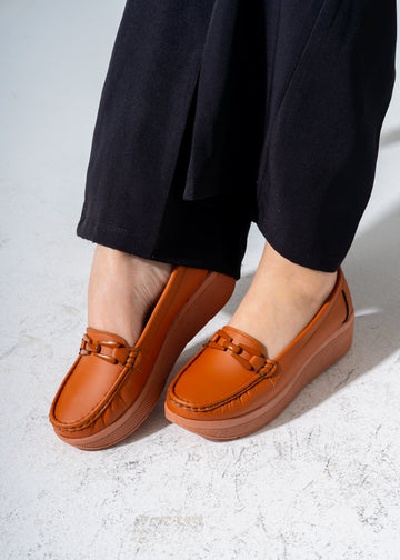 Chic Wedge Flats -camel