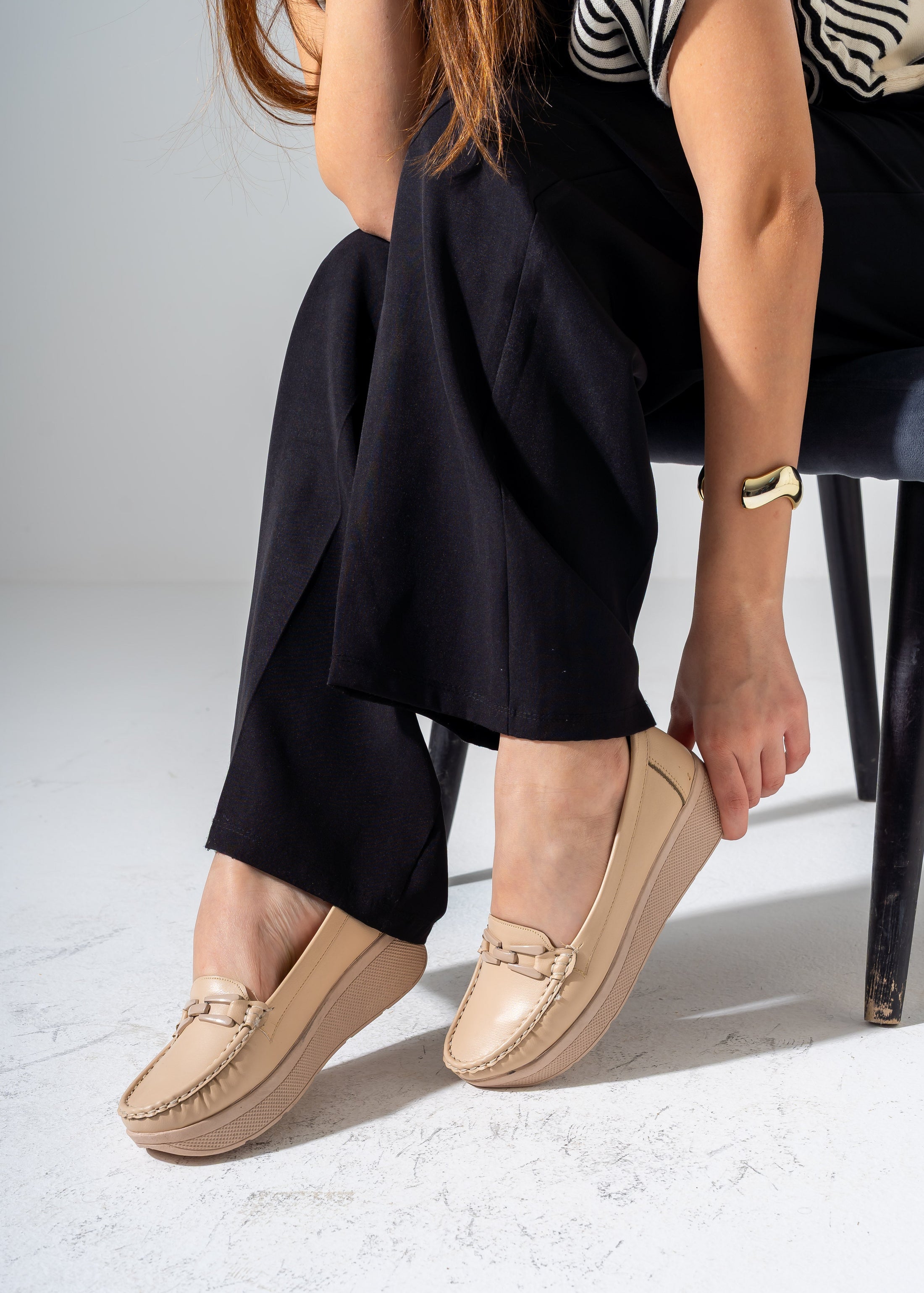 Chic Wedge Flats -beige
