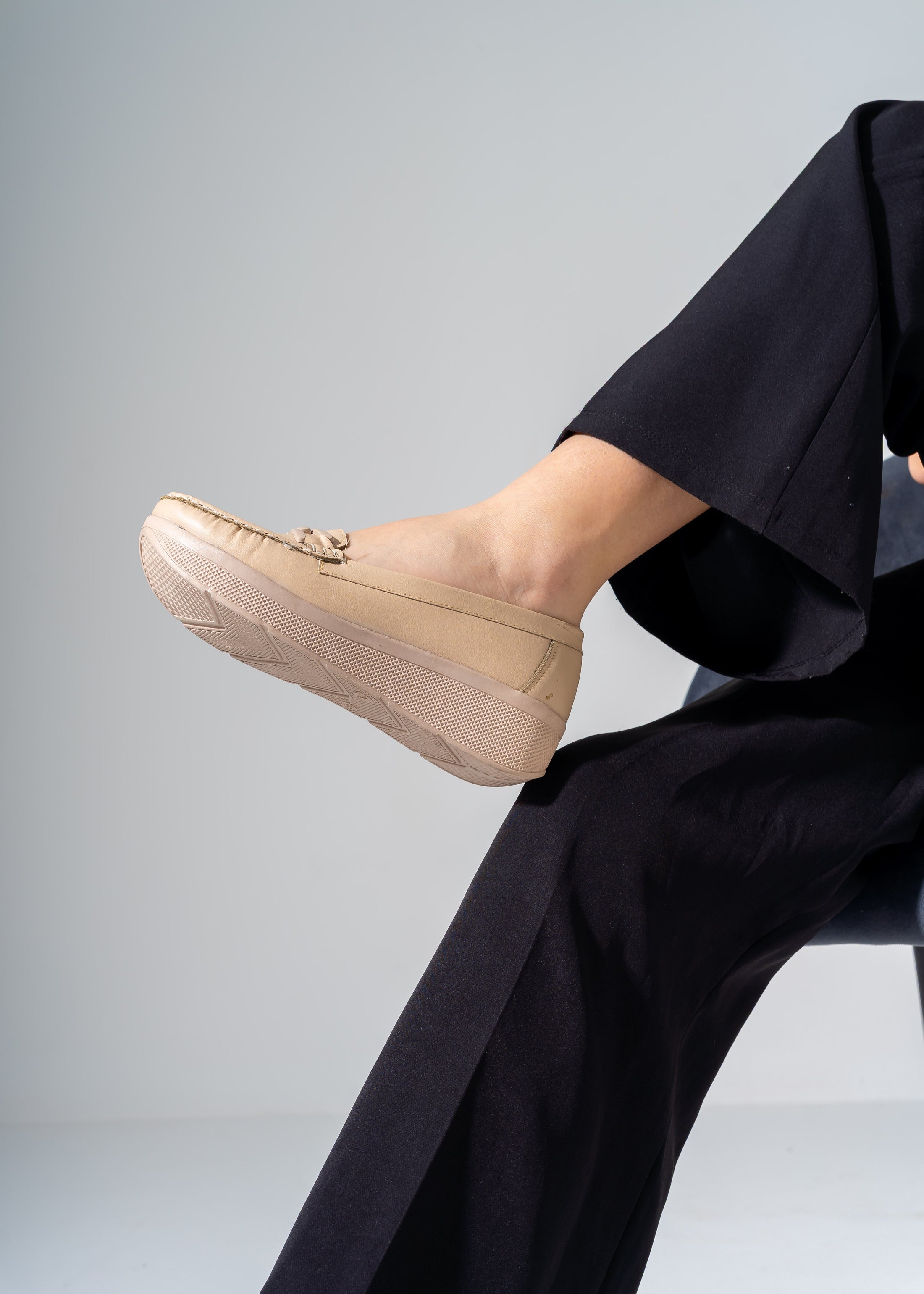 Chic Wedge Flats -beige