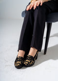 Load image into Gallery viewer, Retro Knit Heels -black

