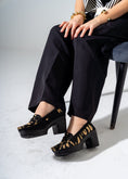 Load image into Gallery viewer, Retro Knit Heels -black
