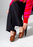 Load image into Gallery viewer, Textured Slip-Ons -camel
