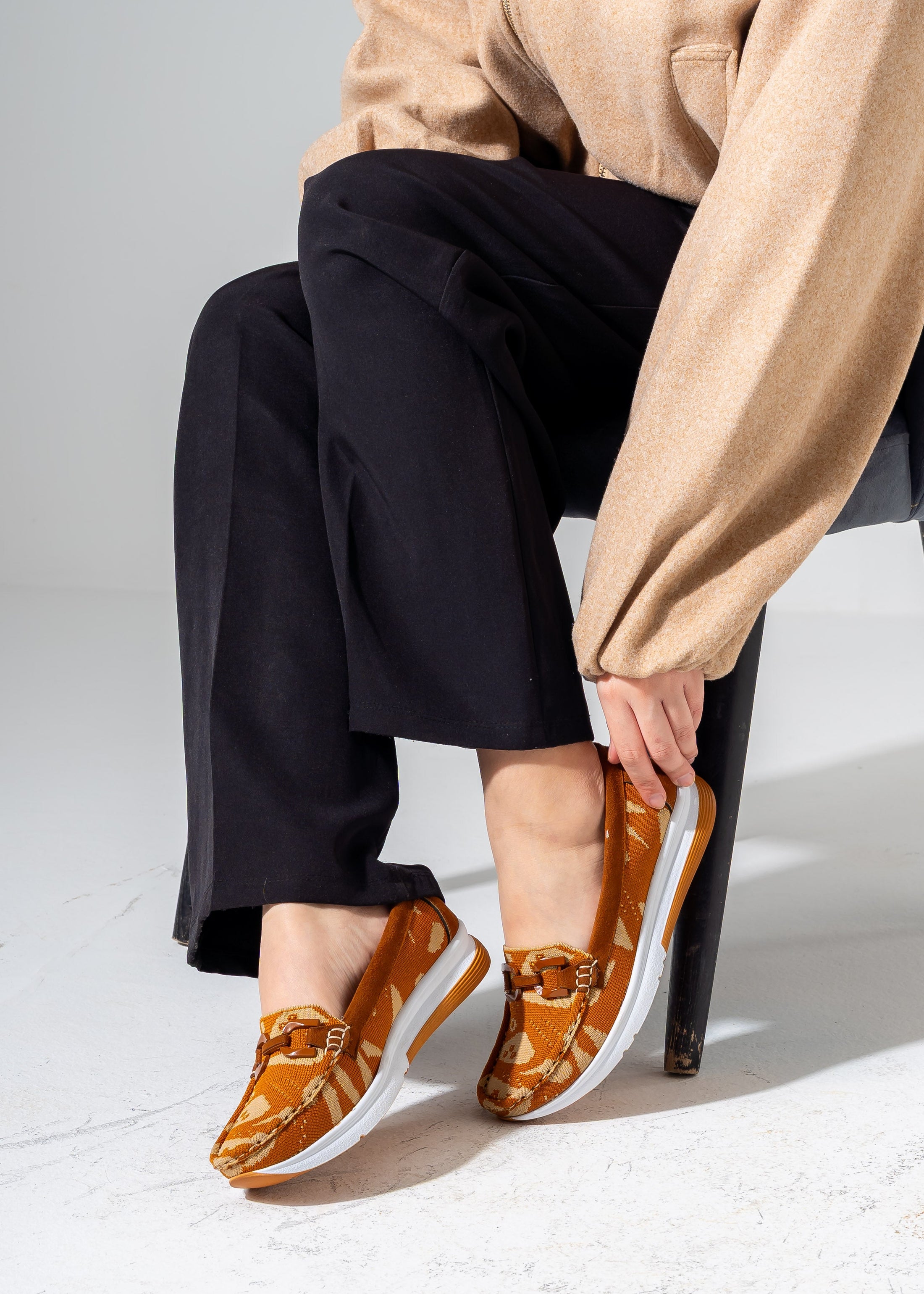 Casual Slip-on -camel
