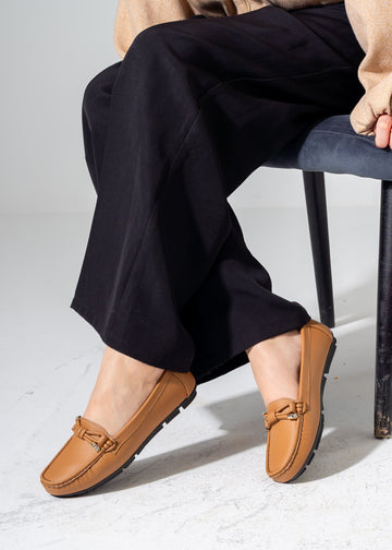 Bow Detail Flats -camel