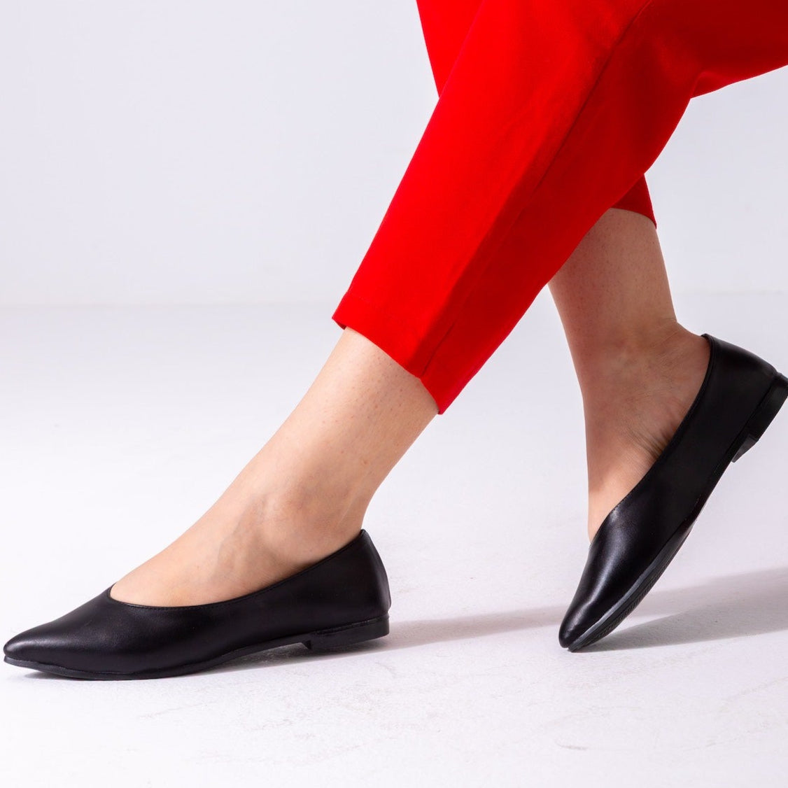 Toe Slip-On Flat-black