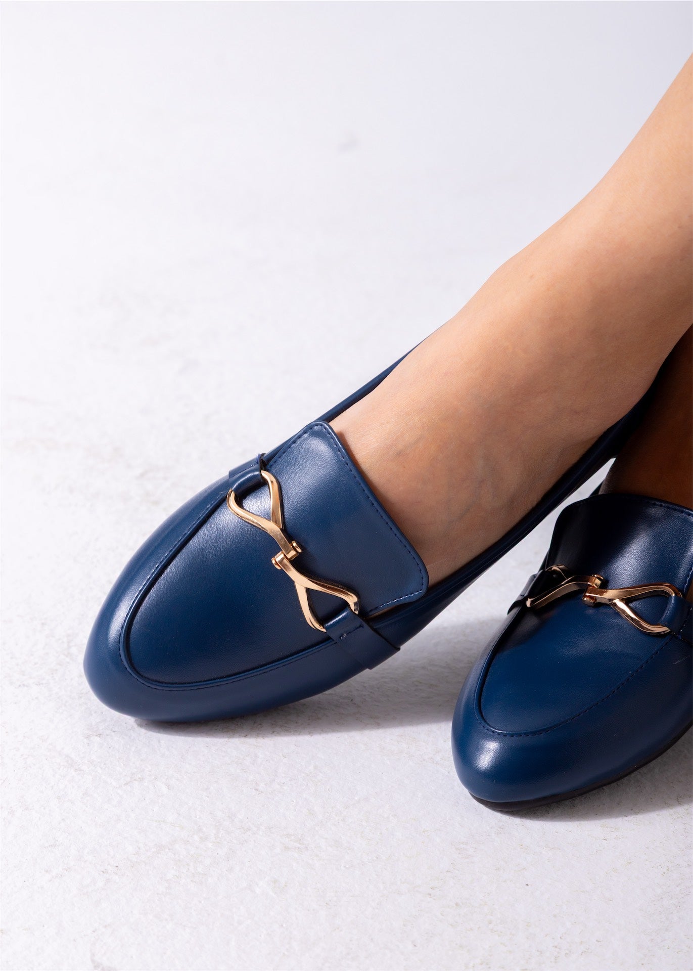 Ornamental Strap Flat-dark blue