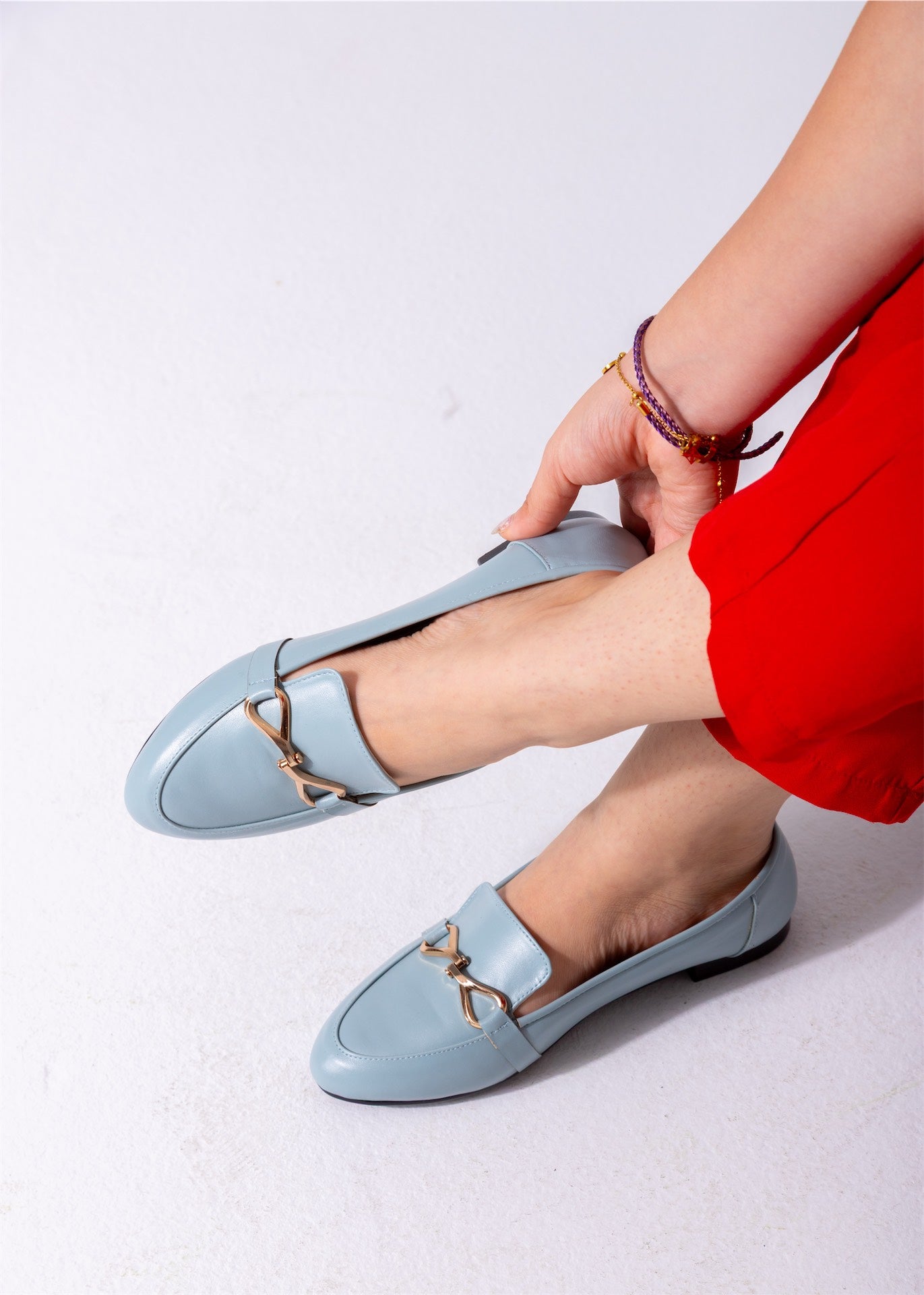 Ornamental Strap Flat-baby blue