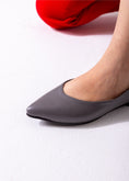 Load image into Gallery viewer, Toe Slip-On Flat-gary

