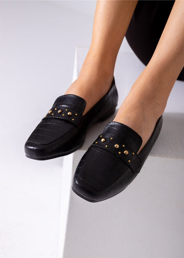 Square Toe Studded Flats-black