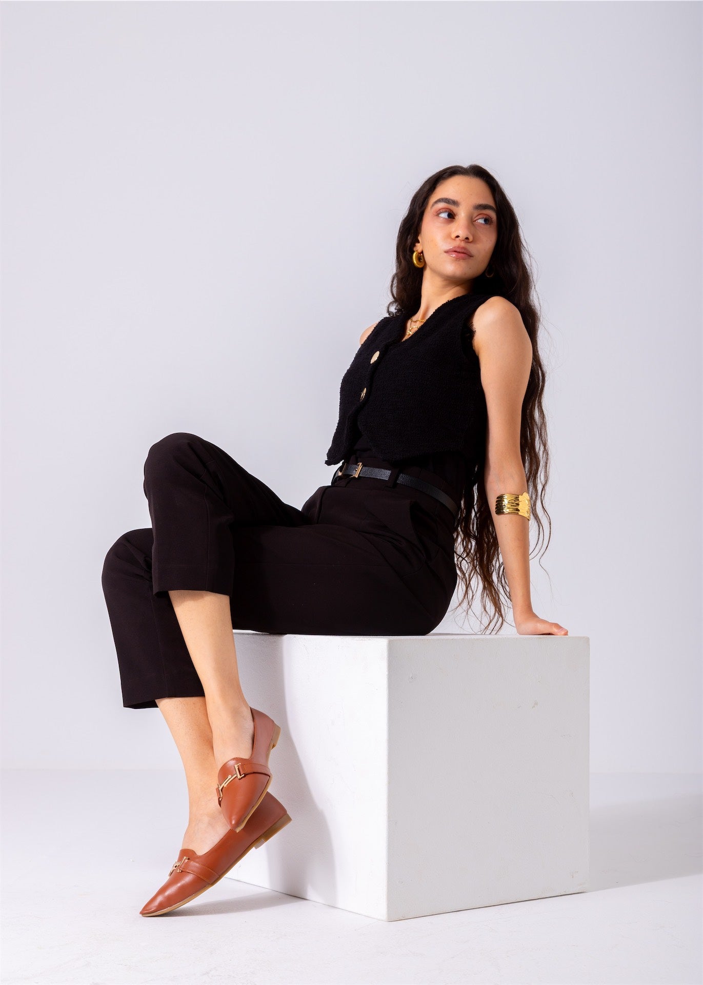 The Audrey Buckle Flat-camel