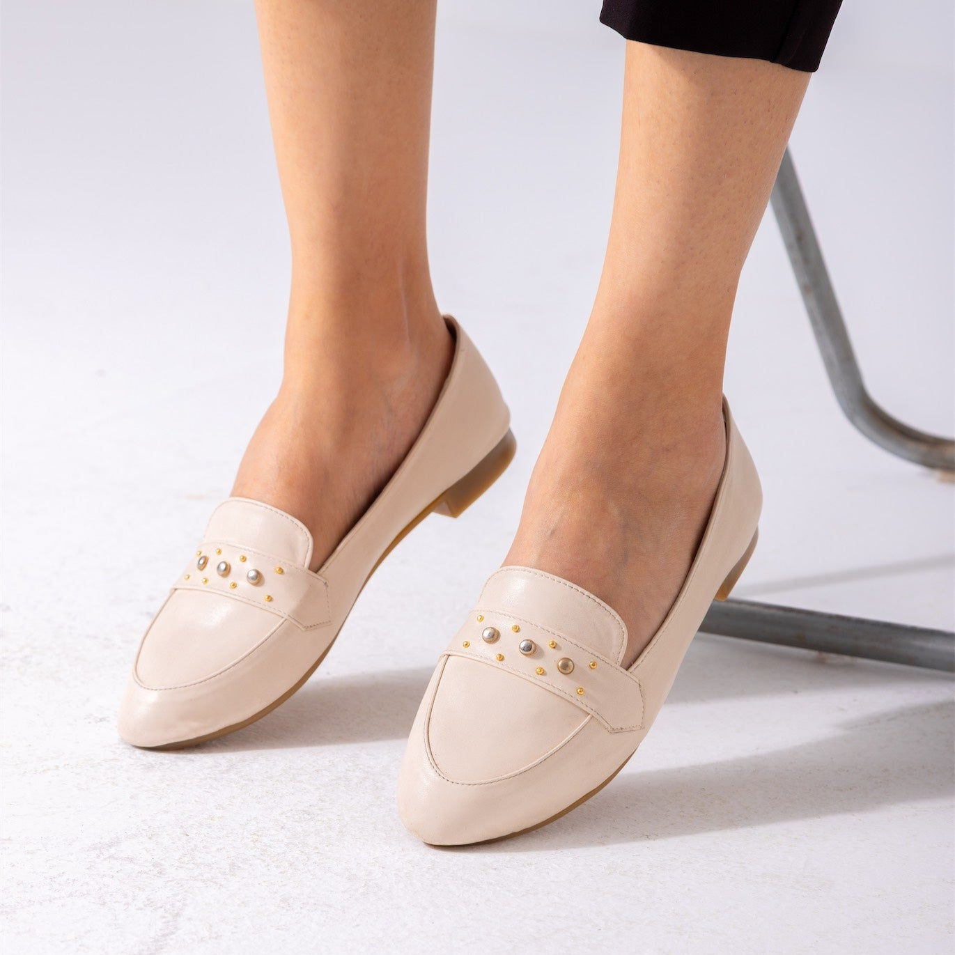 Pointed Stud Detail Flats-beige