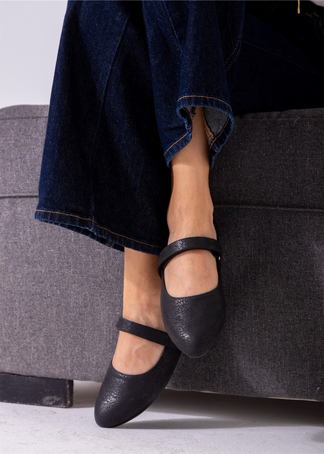 Shimmer Mary Flats-black