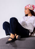 Load image into Gallery viewer, Shimmer Mary Flats-black
