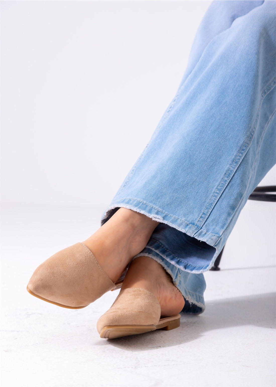 Pointed Toe Suede Mules-beige