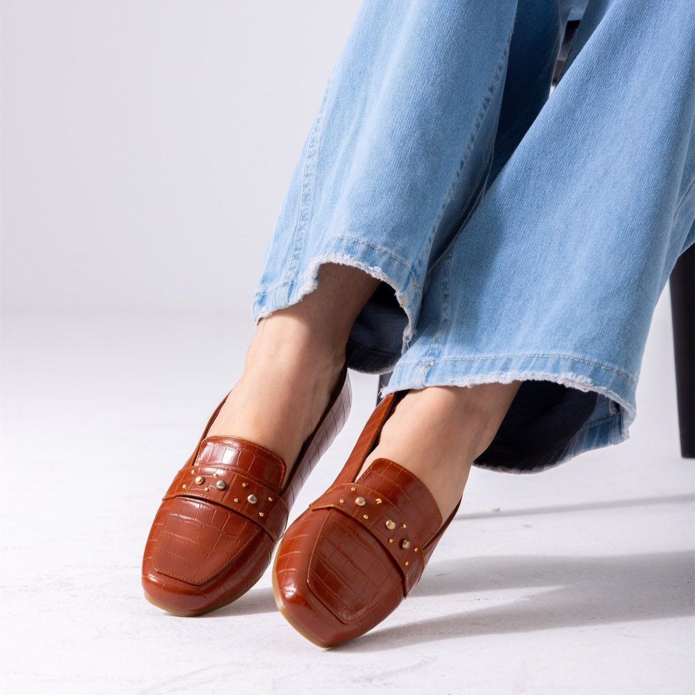 Square Toe Studded Flats-camel