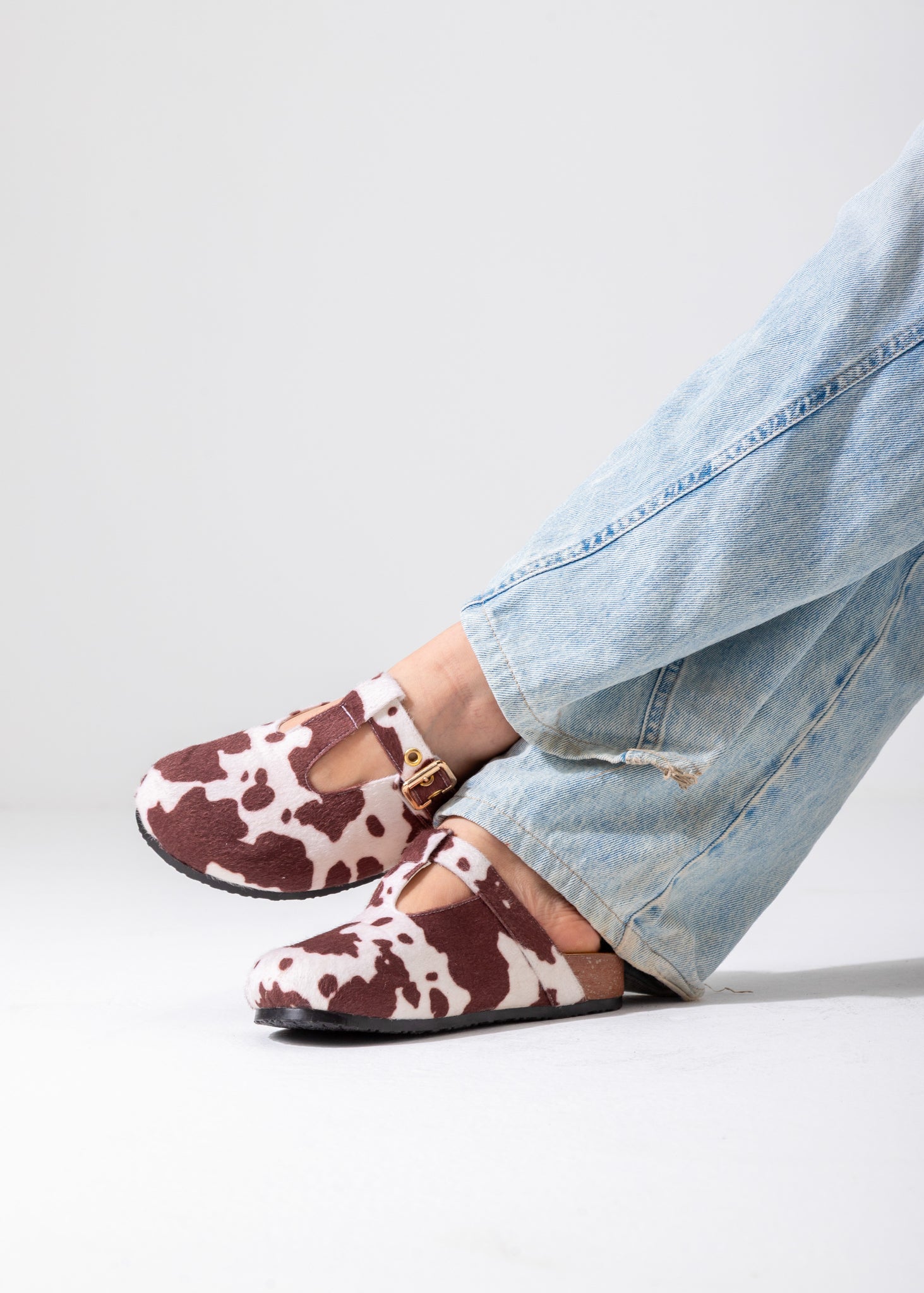 Animal Print Buckle Clogs-brown