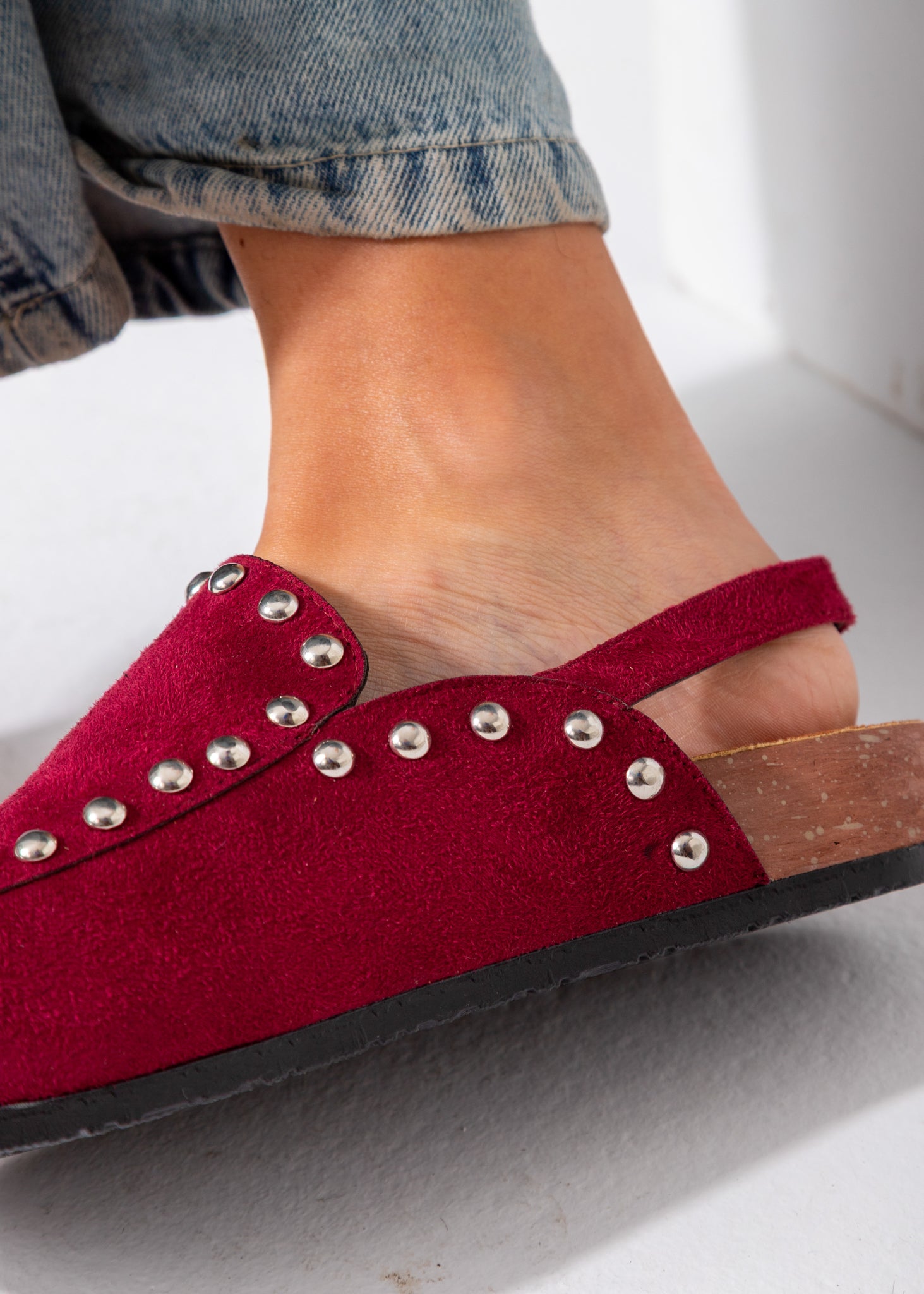 Studded Suede Clog-marron