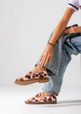 Load image into Gallery viewer, Animal Print Slip-On Flat-orange
