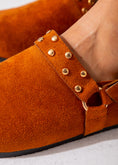 Load image into Gallery viewer, The Slingback Clog-camel
