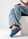 Load image into Gallery viewer, The Slingback Clog-blue
