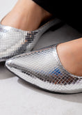 Load image into Gallery viewer, The Cobra Sling Flat-silver
