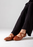 Load image into Gallery viewer, The Ballerina Flat-camel
