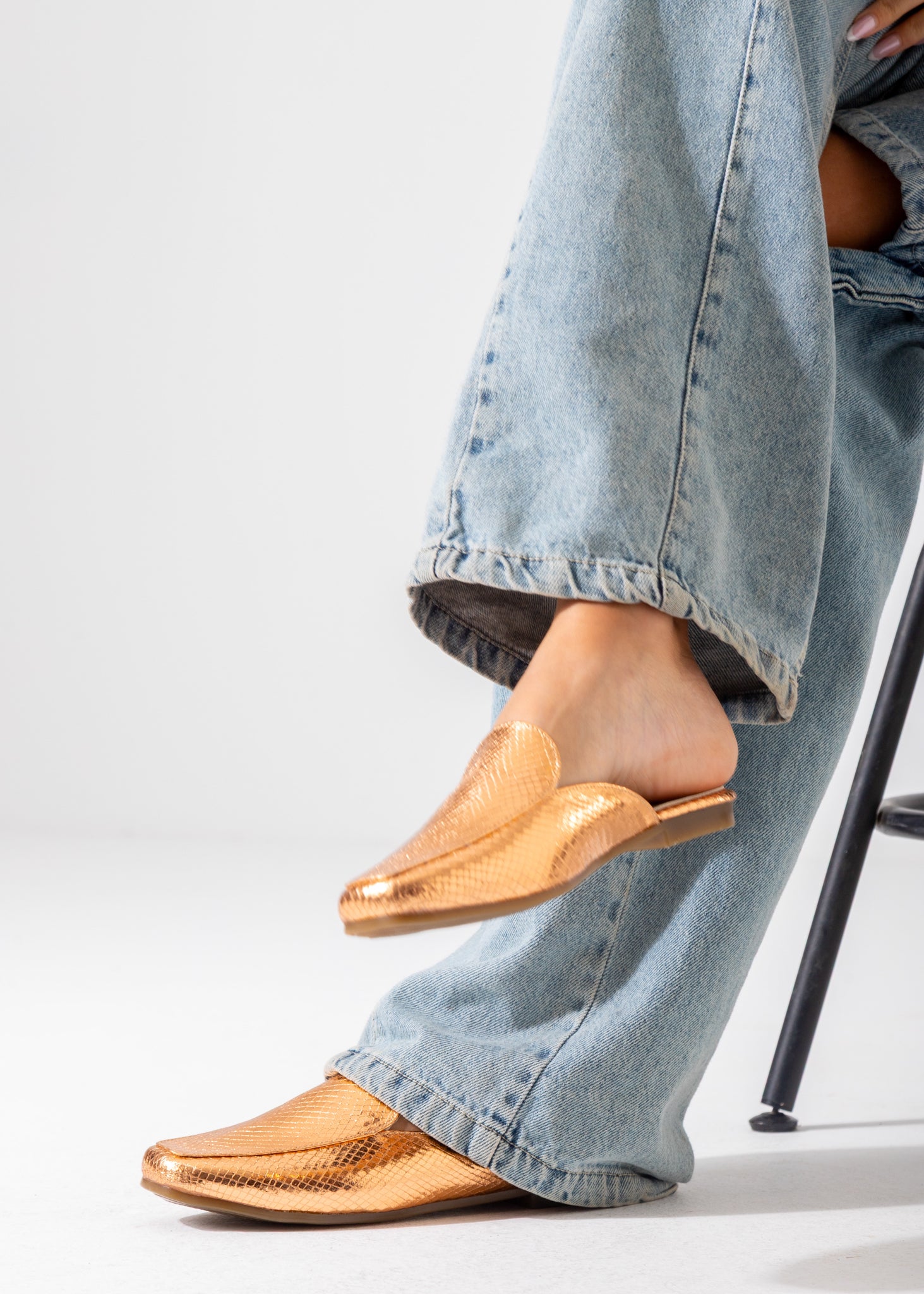 Metallic Snake-Embossed Mule-rose gold