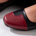 Load image into Gallery viewer, The Contrast Toe Flat-black
