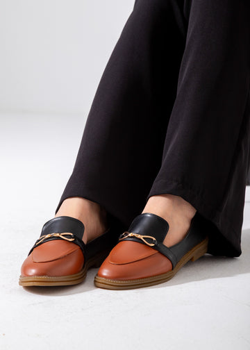 Two-Tone Horsebit Flat-camel