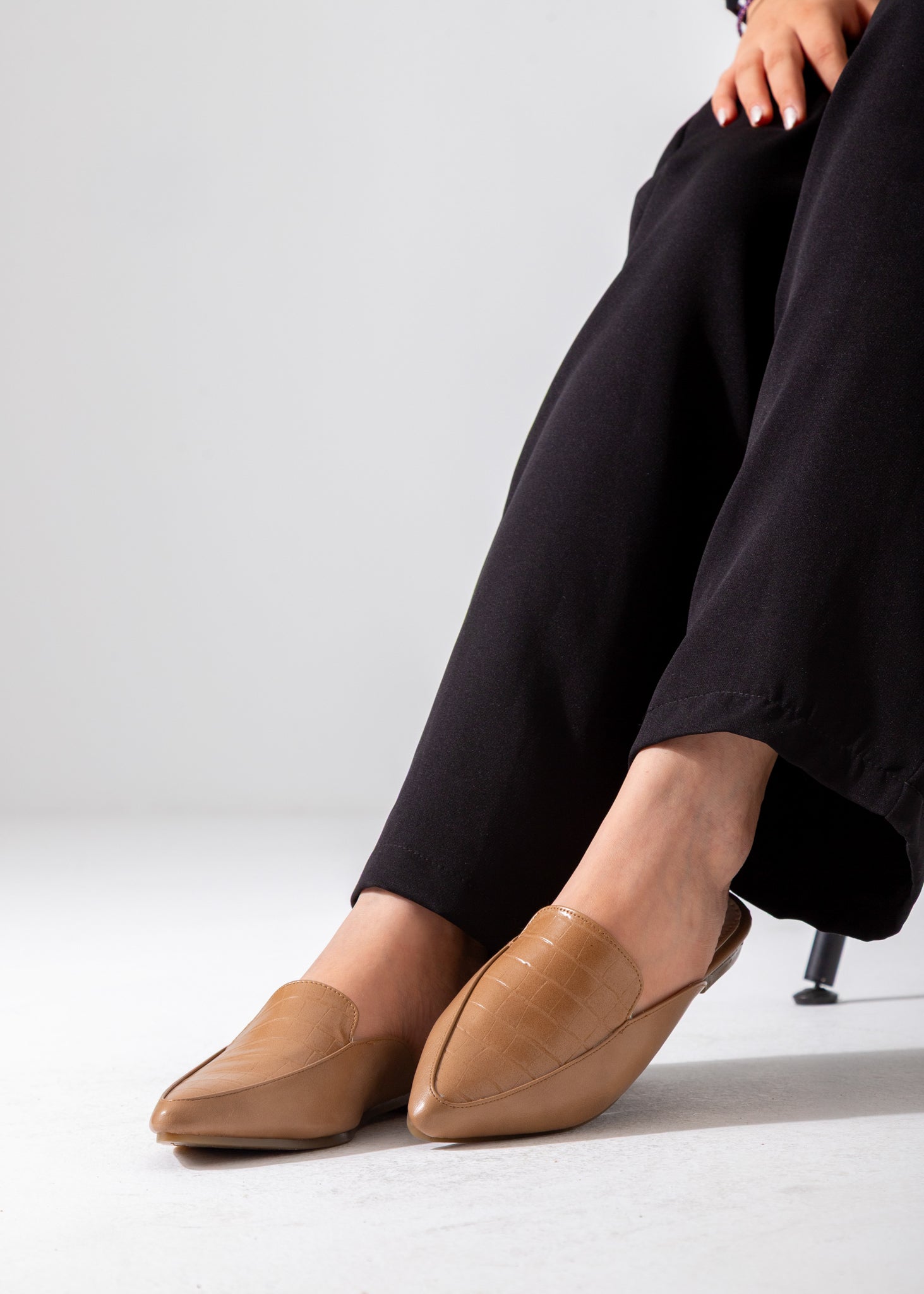Croc-Embossed Pointed Mule-cafe